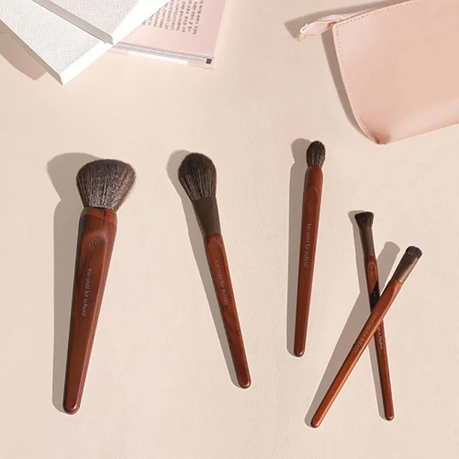 Artist Vegan Face Point Brush