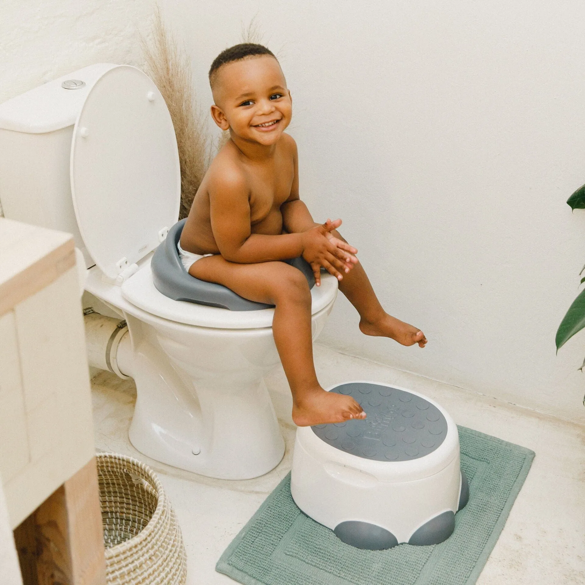 Bumbo Toilet Trainer - Slate Grey