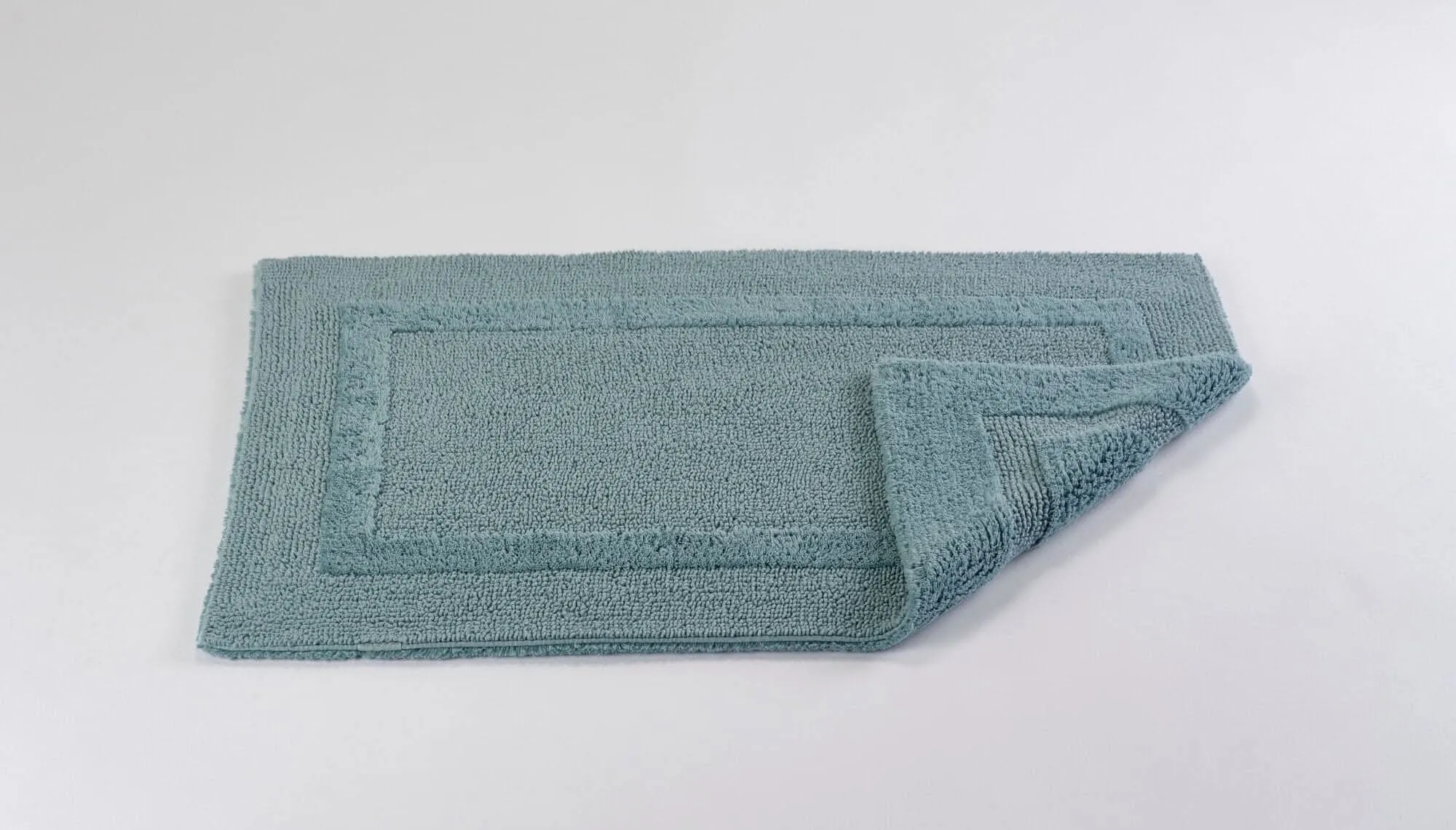 Reversible Contoured Bath Rug (23 x 23" | 60 x 60 cm)