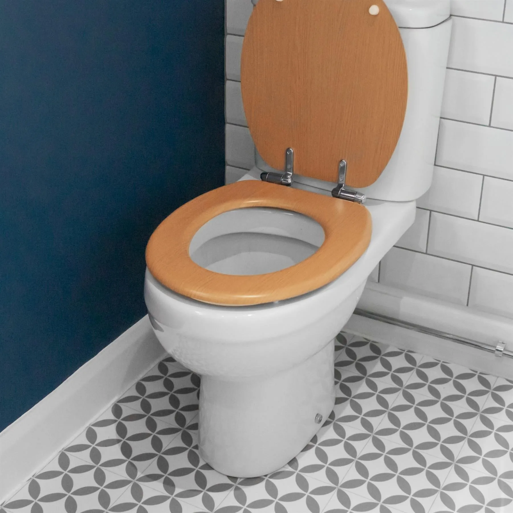 Wooden Soft Close Toilet Seat - By Harbour Housewares