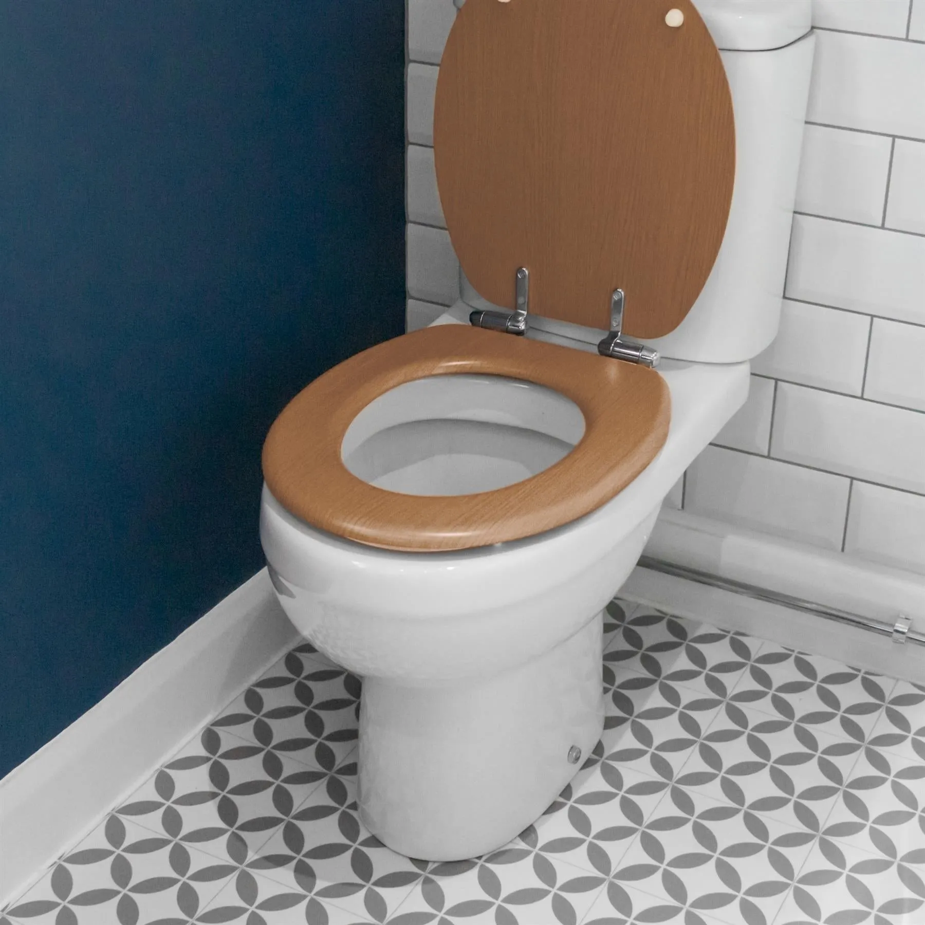 Wooden Soft Close Toilet Seat - By Harbour Housewares